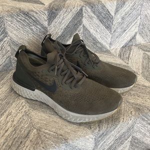 Nike epic react men’s sneaker